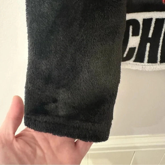 Disney Tim Burton's The Nightmare Before Christmas Fleece Pajama Top Size S GUC - Picture 6 of 7